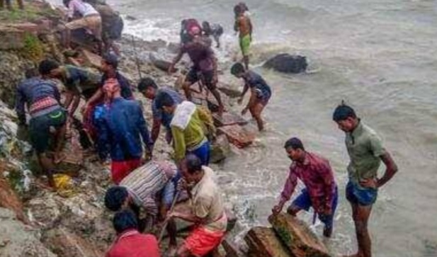  আইএমসিটি' কে চিঠি বাম পরিষদীয় দলনেতা সুজন চক্রবর্তী'র