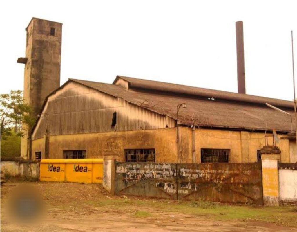 This image has an empty alt attribute