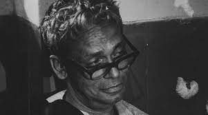 ‘কেন চেয়ে আছ গো মা’